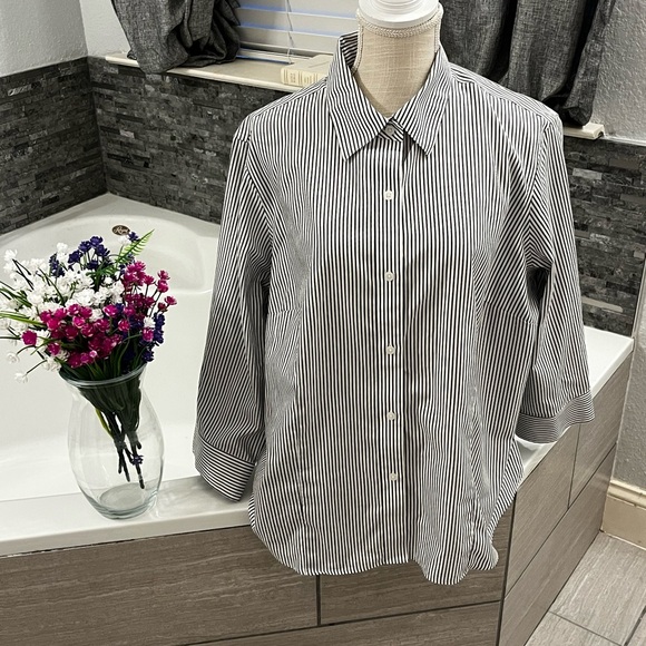 Jones New York Black and White Striped Casual Shirt - Picture 1 of 5